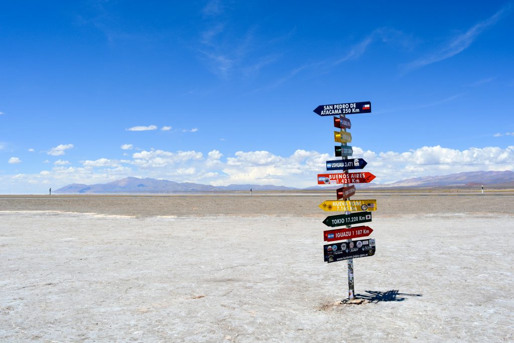 Embark on a 21-day journey to discover the breathtaking beauty of Chile!
Our tourism experience offers an in-depth exploration of this incredible country. From the stunning landscapes of “ Patagonia” in southern Chile to the enchanting "Perla del Norte” of the Northern, we take you to two of the most spectacular destinations.